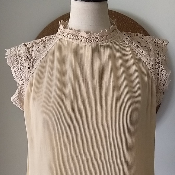 Zara Top - Picture 2 of 7